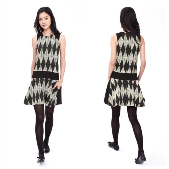 Banana Republic Dresses & Skirts - Banana Republic Drop Waist Diamond Jacquard Dress
